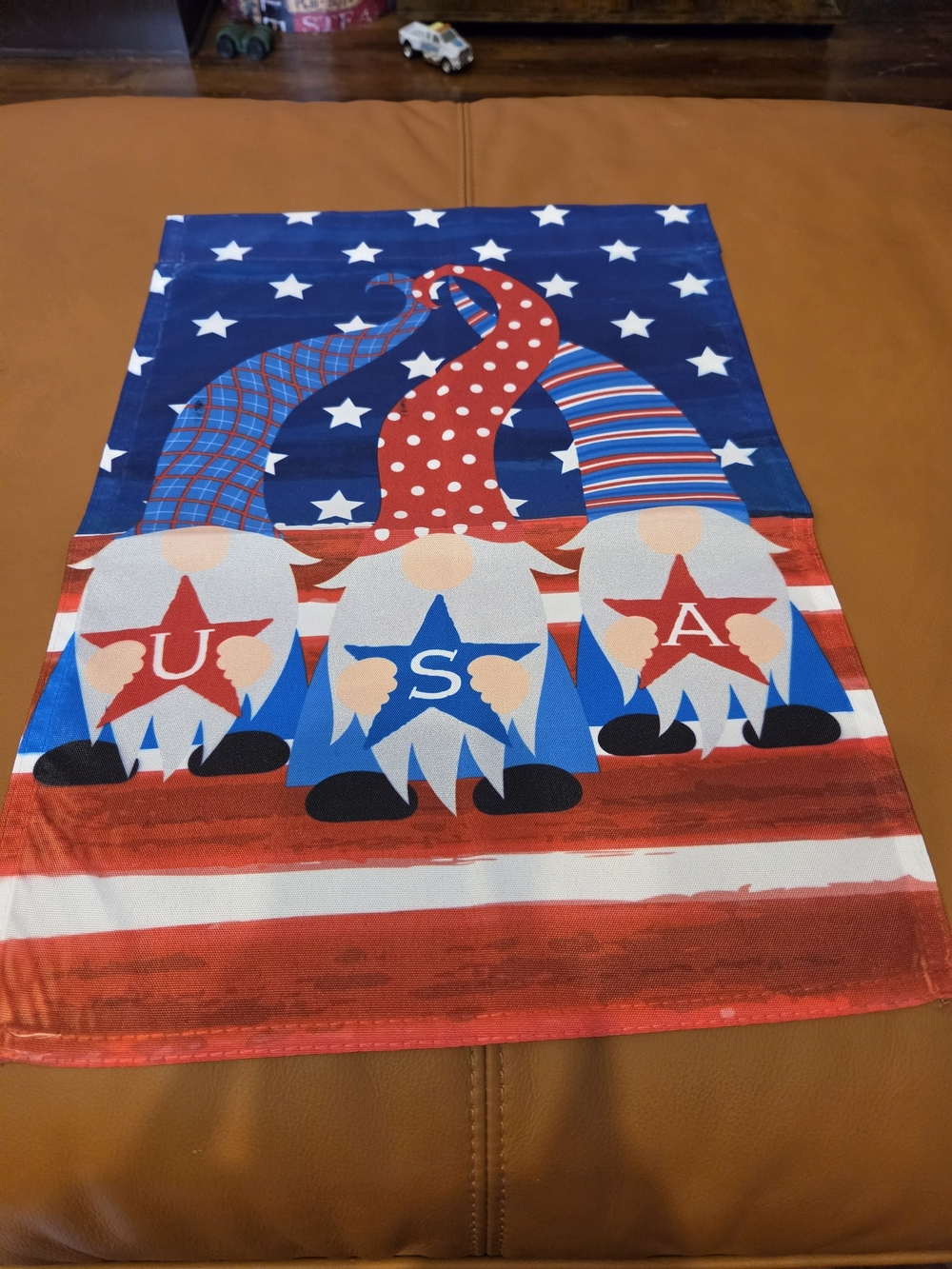 4 Garden Flags